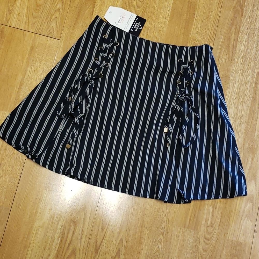 NWT Storia striped navy miniskirt sz small